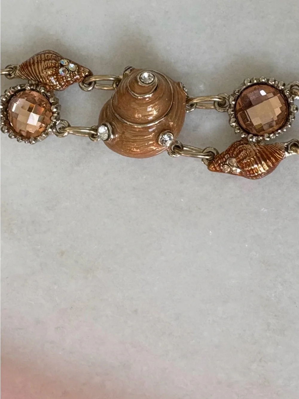 Seashell Statement Toggle Bracelet in Metallic Rose Gold